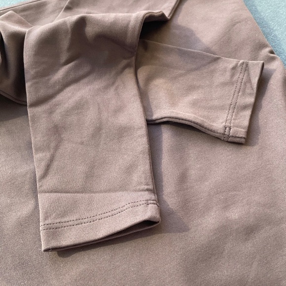 Contour Longsleeve Bodysuit - Picture 9 of 11